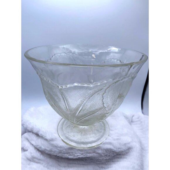 Vintage Indiana Glass Pebble Leaf Punch Bowl Clear - Picture 1 of 9